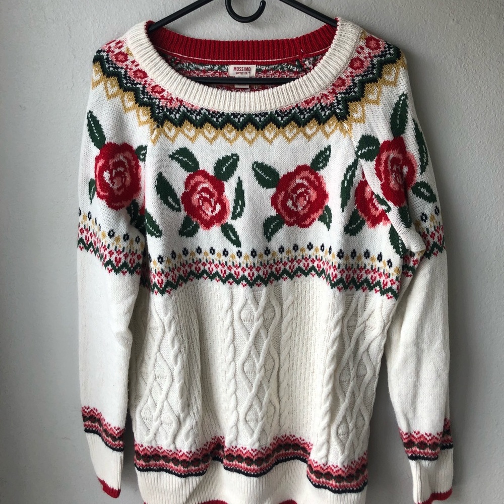 Mossimo rose patterned long sleeve knit sweater